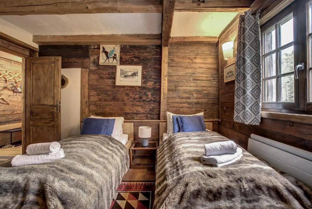 Chalet Heron