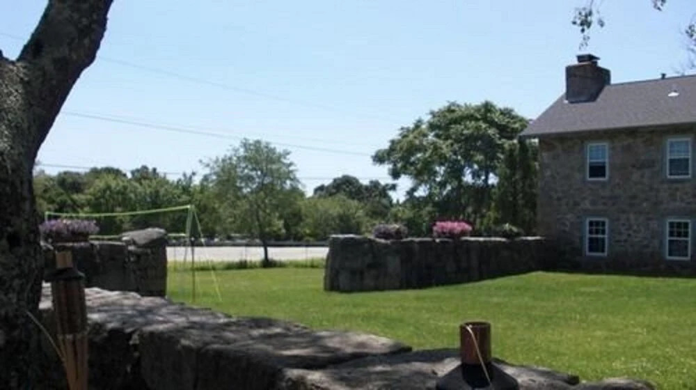 The Windswept Inn