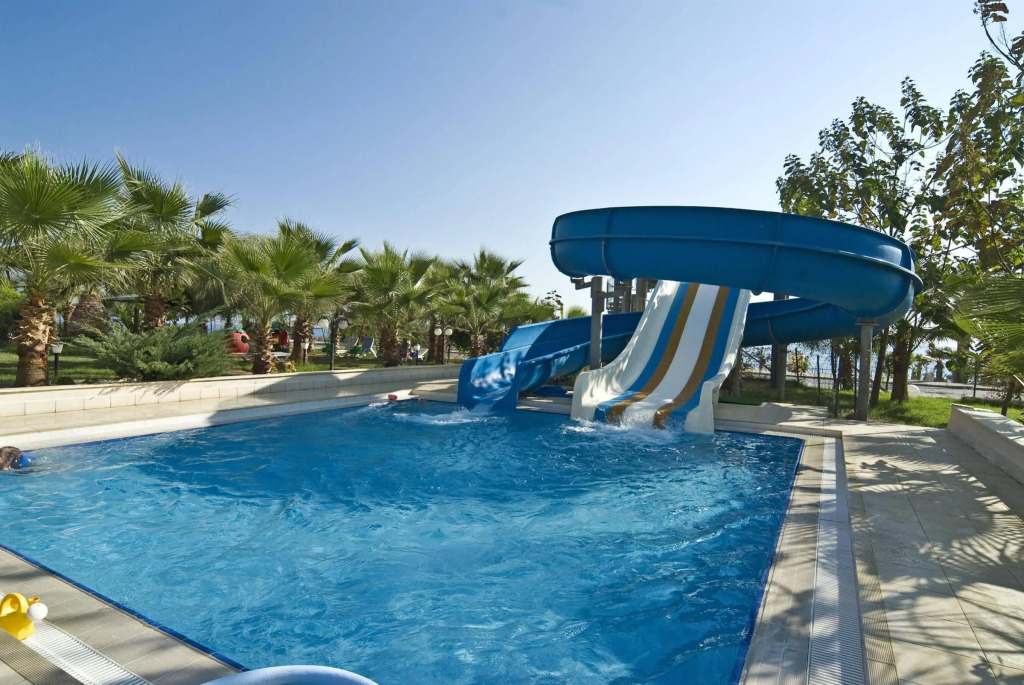 Rheme Beach Hotel