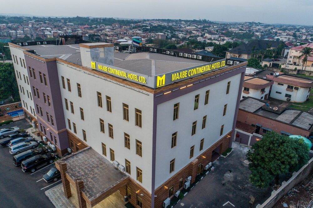 Maxbe Continental Hotel