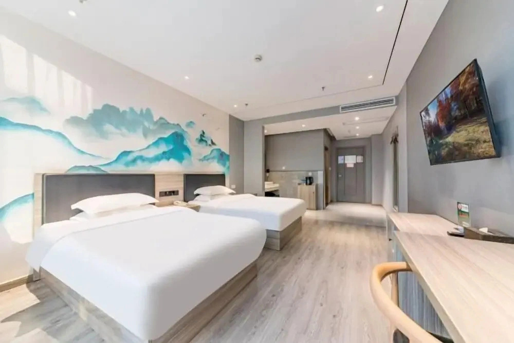 Zhuji Huayang Xinfulong Hotel