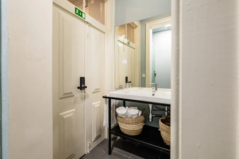 LR Guest House
