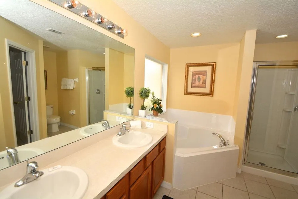 620SC Donald s Safari Station 5 Br home by RedAwning