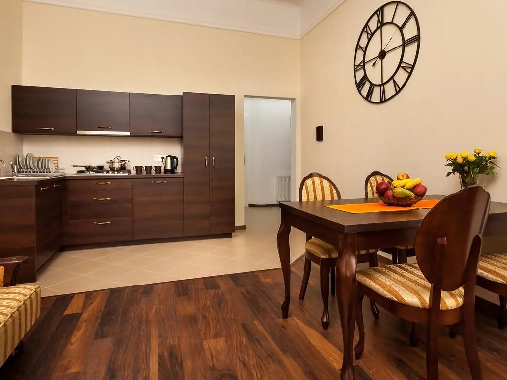 Fragola Budget Rooms & Apartments