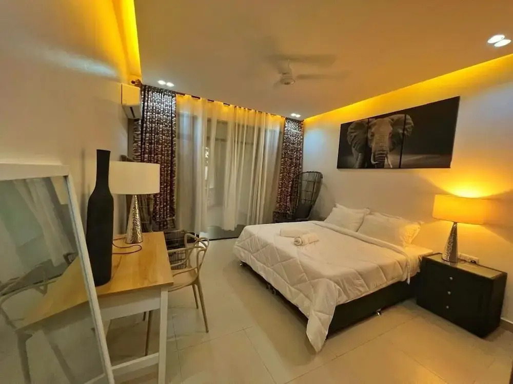 Nyali Beachfront Apartments Baobab waves