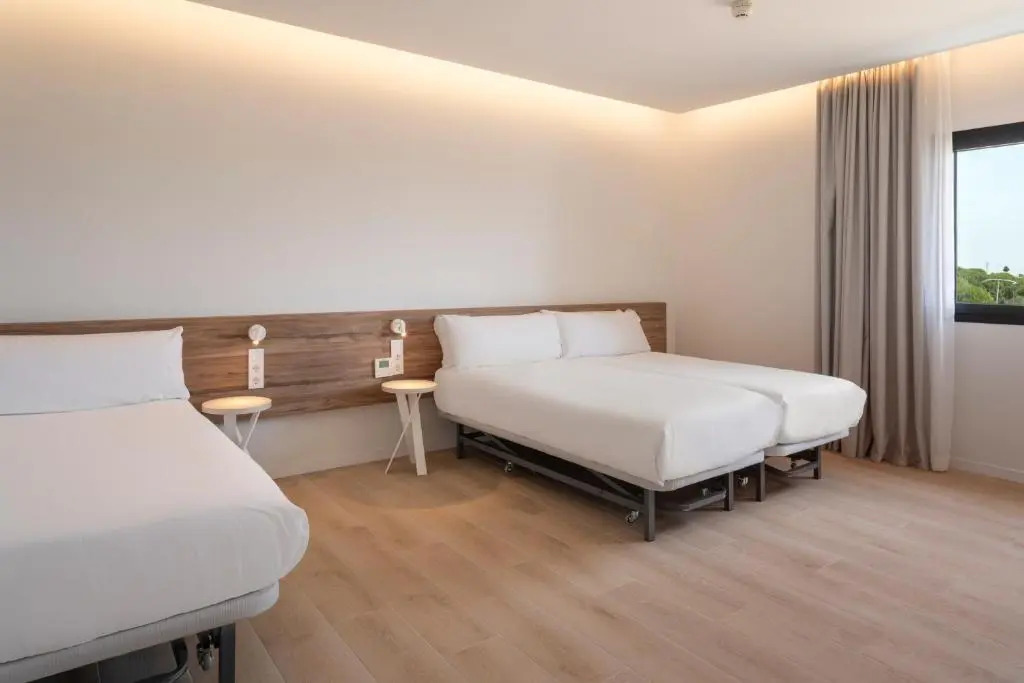B&B HOTEL Sevilla Bormujos