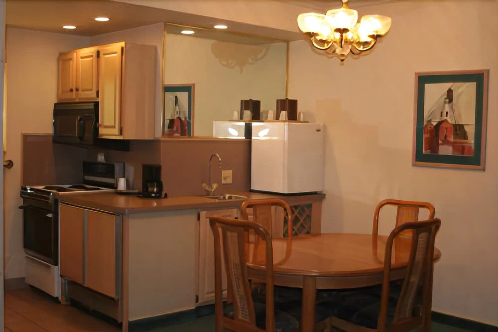 Black Horse Lodge & Suites