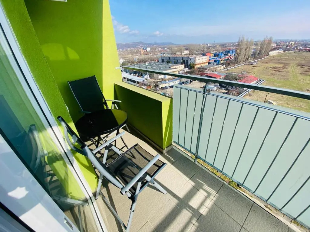 Oradea Gray Apartment