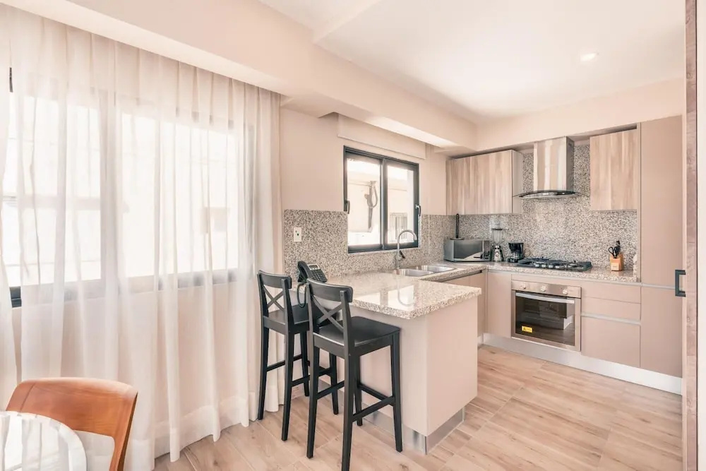 Regatta Living II With Breakfast Included - 901