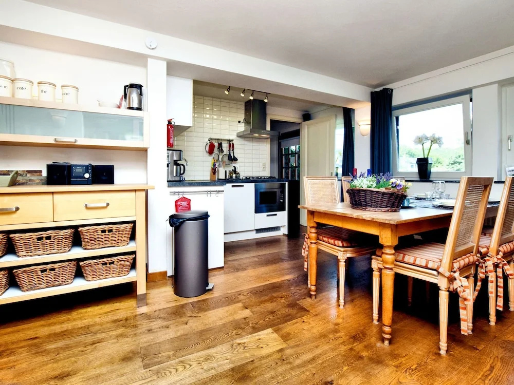 A Beautifully Furnished, Traditional Holiday Home