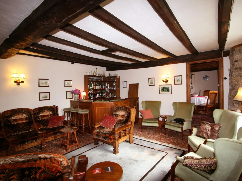 Collaven Manor