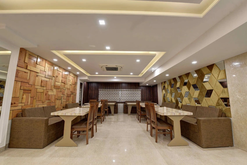 Golden Tree Hotel