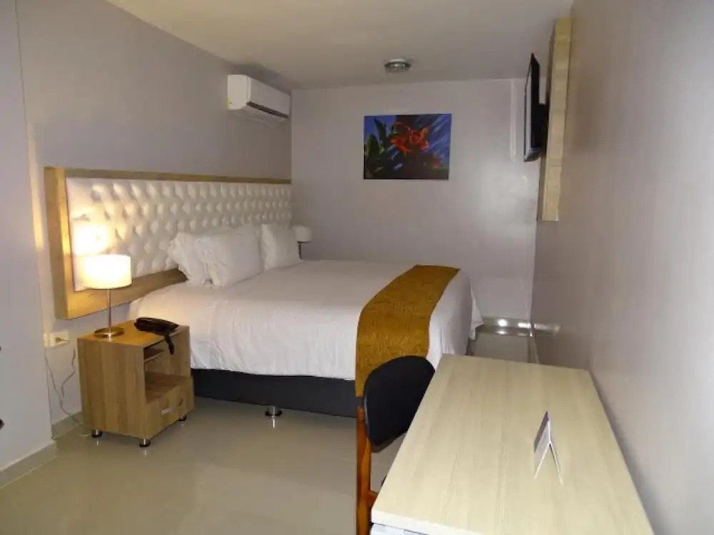 Hotel Prado Real