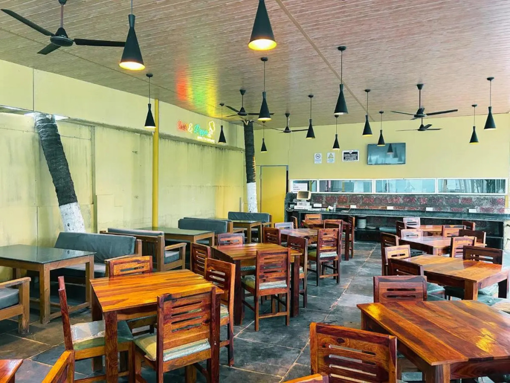 FabHotel Bay Breeze - 800M From Morjim Beach
