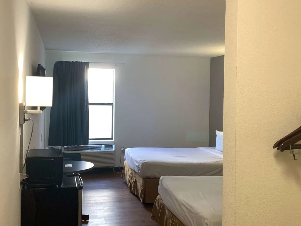 Motel 6 - Franklin, OH