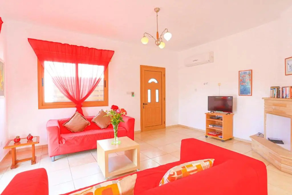 Villa Ira Finiki