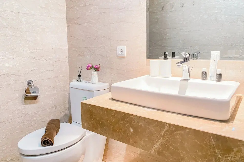 Best Deal and Elegant 2BR Apartment at Menteng Park