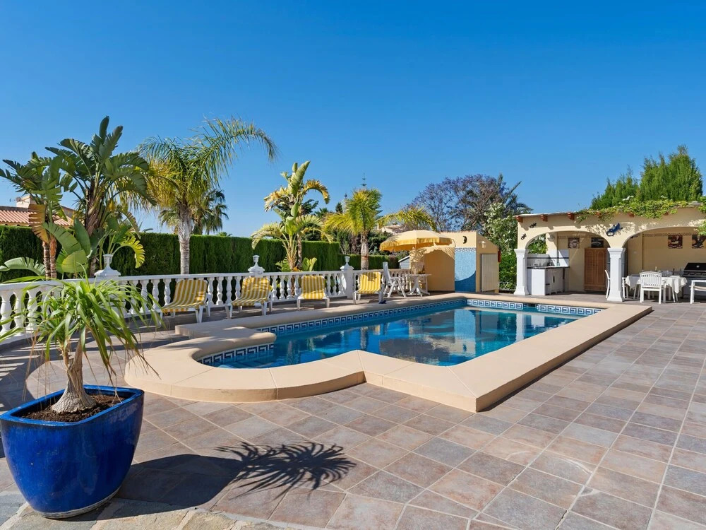 Calpe Pool Villa Near Beach