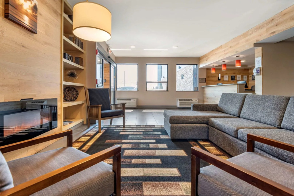 Comfort Inn & Suites Liverpool - Syracuse North