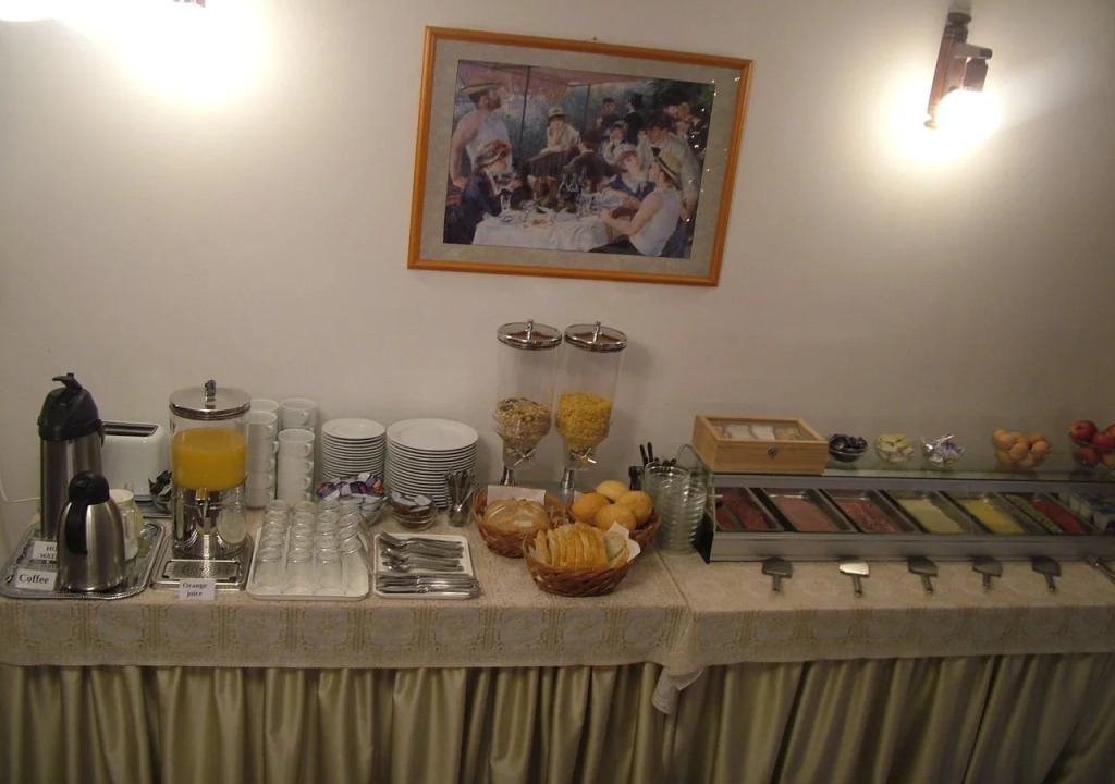HELIOS Hotel Apartments