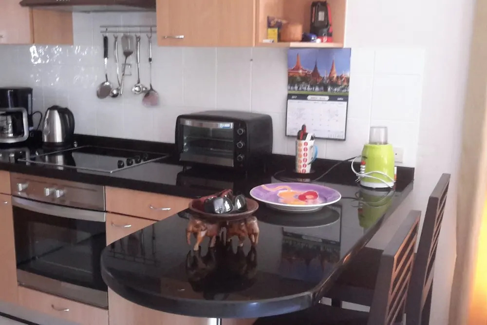 6 Bedroom Twin Villas on Beach Front Resort 11/12