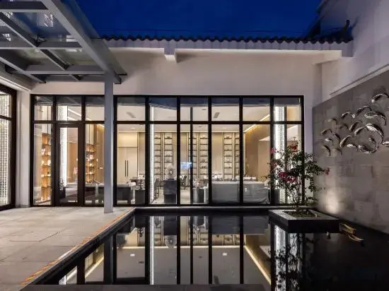 Sanya Haishi Pool Design Homestay (West Island Tourist Scenic Area)