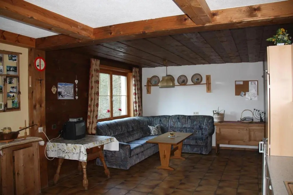 Haus Martine - im Bergdorf Marul auf 1000m