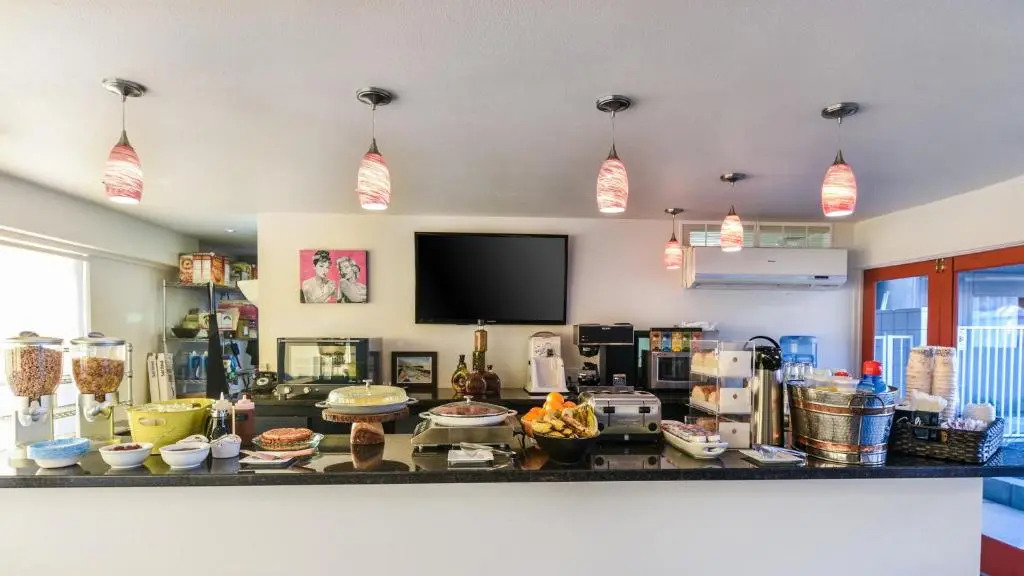 The Skylark, a Palm Springs Hotel