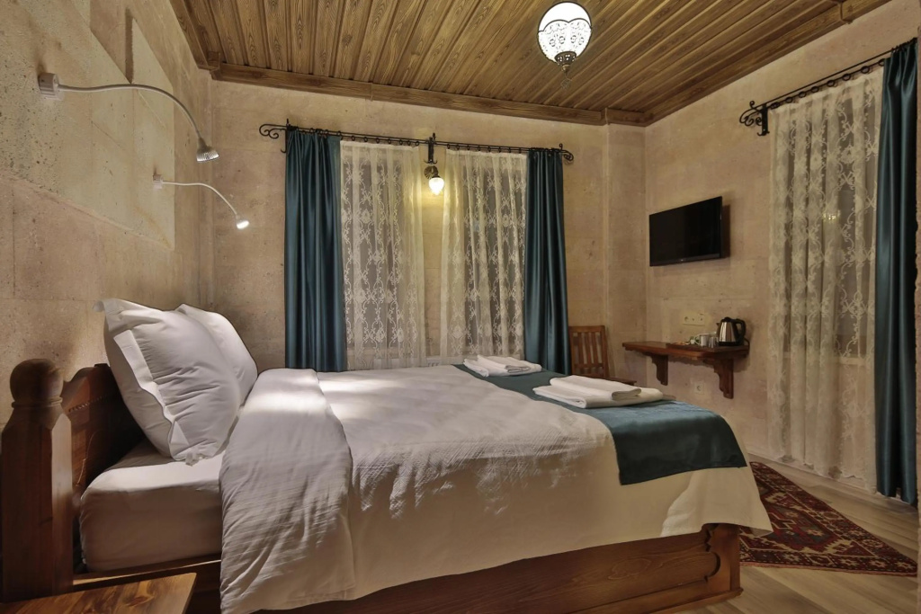 Cappadocia View Suit