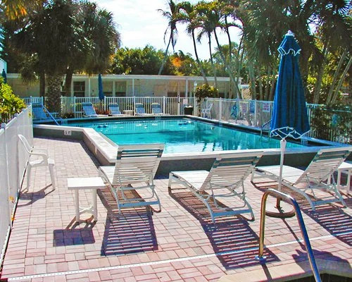 White Sands Resort