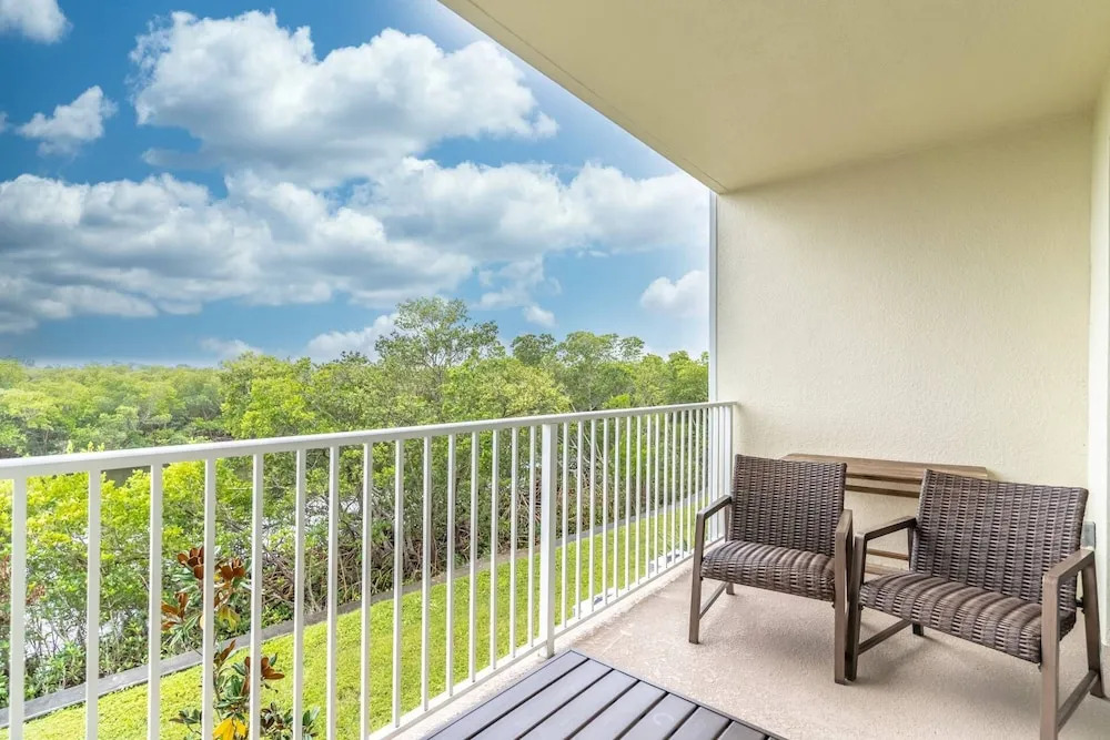 3260 Little Harbor