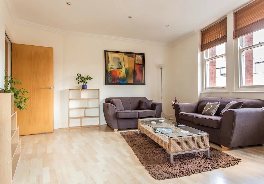 Urban Stay Astral House Apartments