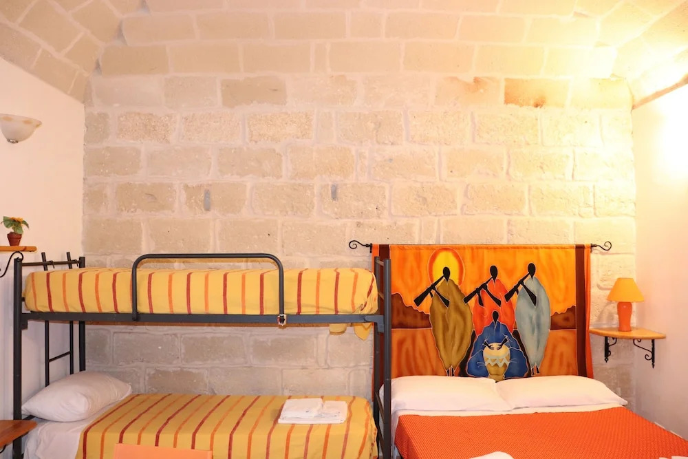 Room in House - Magical Holidays in a Dammuso in Favignana Nestled in a Wonderful Pine Forest