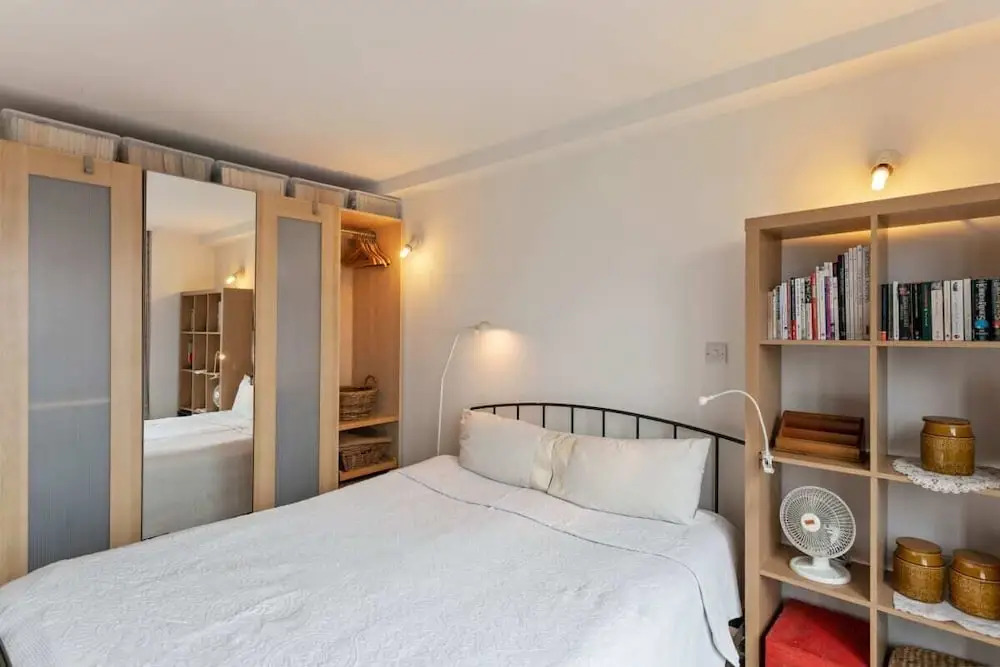 Amazing 2 Bed Apt W/balcony nr Stoke Newington
