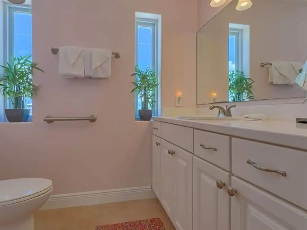 Leeward by Meyer Vacation Rentals