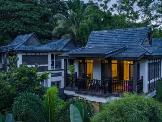Phoenix Perches Reserve Villa