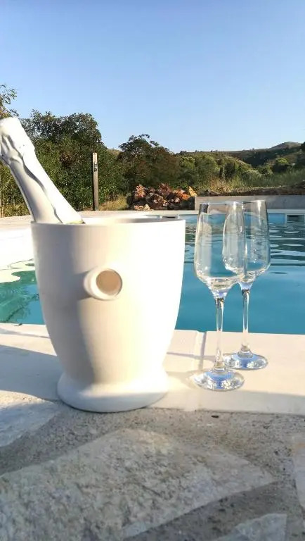 Mas Del Llop Blanc - Dog friendly Hostal Rural - B&B