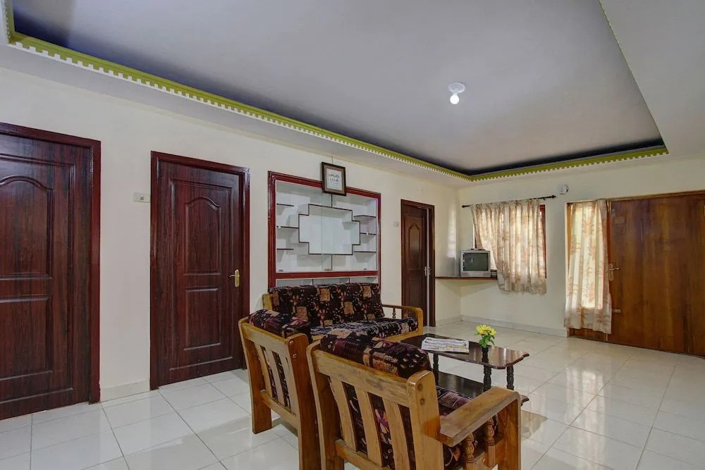Oyo 22924 Gv Residency