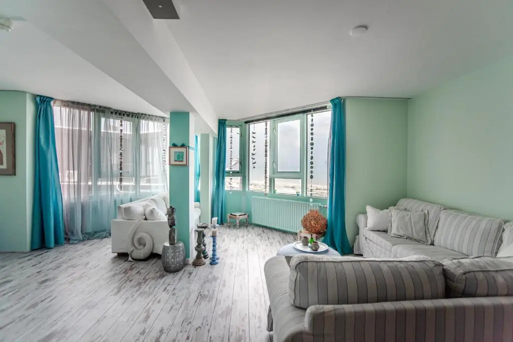 Beach Suite Sand