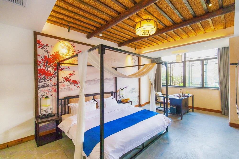 Wuzhen Ziye Musu Inn