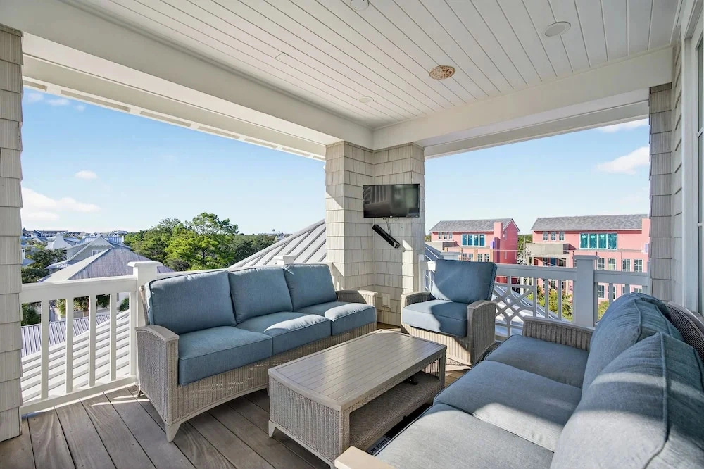 6BR Coastal Retreat With Golf Cart & Heated Pool