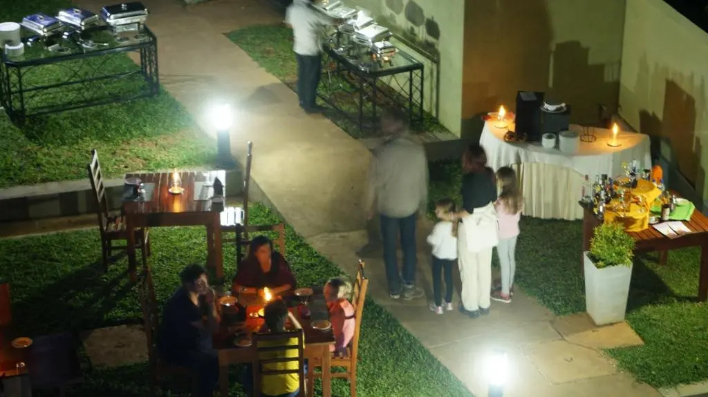 Hotel Athgira