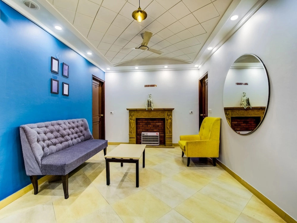 SilverKey Executive Stays 20036 Akash Neem Marg