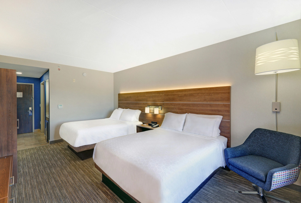 Holiday Inn Express & Suites - Woodstock, ON CANADA