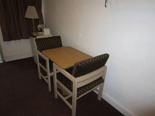 Apache Inn