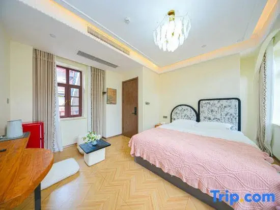 Sanke Bieyuan Homestay (Qingdao Railway Station Catholic Church Branch)