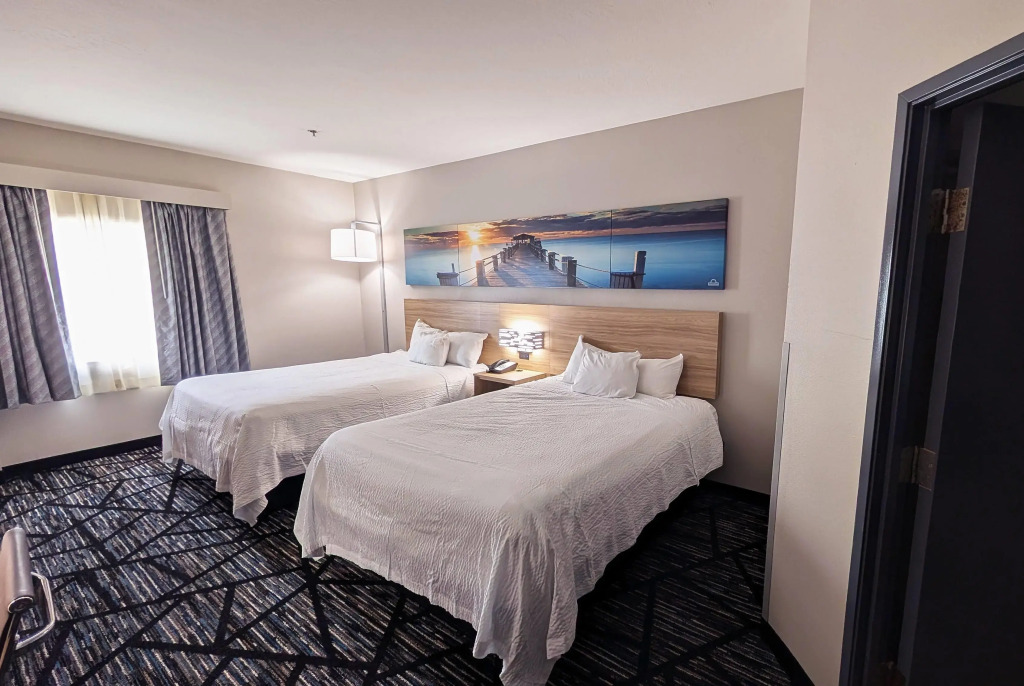 Days Inn & Suites by Wyndham Augusta Near Fort Eisenhower