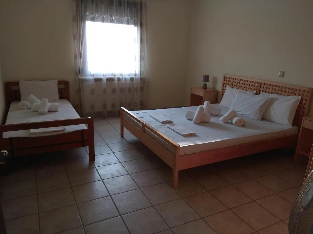 Simos Apartments