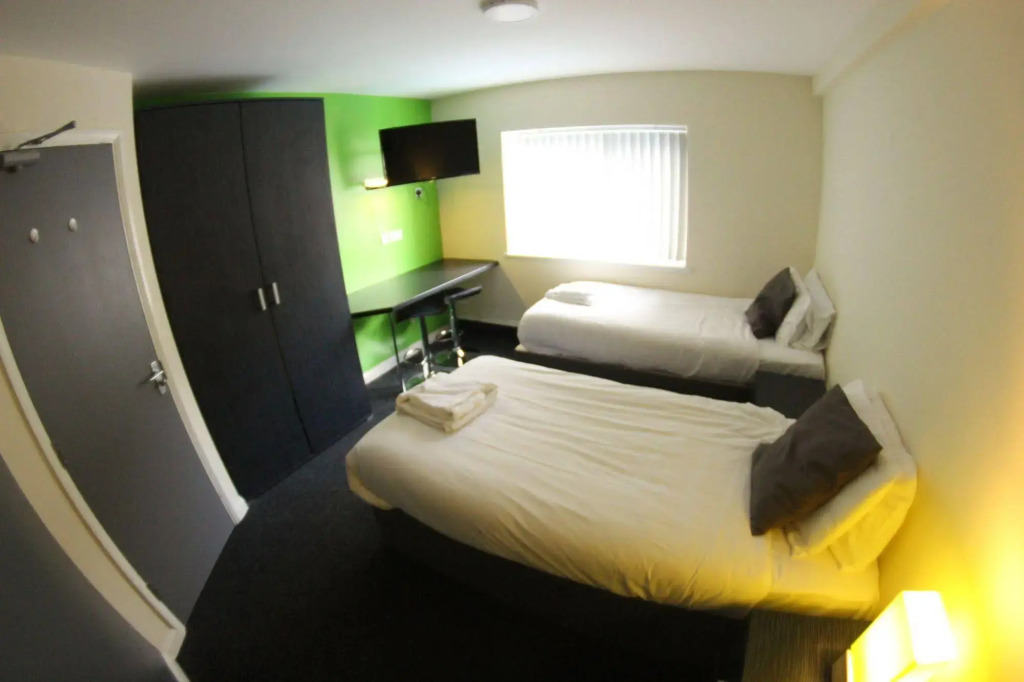 Lymedale Suites Studios & Aparthotel in NEWCASTLE UNDER LYME & STOKE
