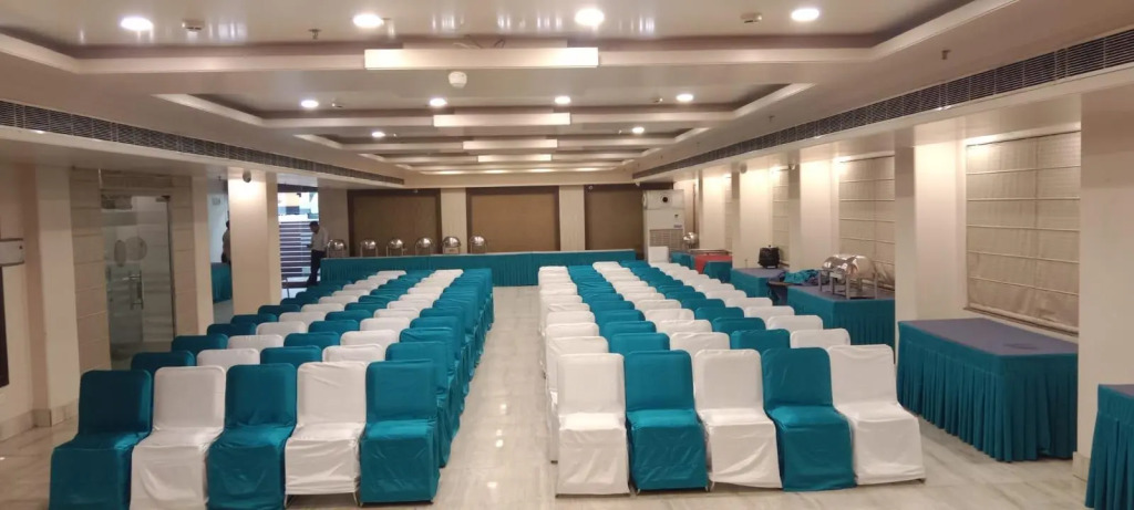 Hotel Madhuvan Palace